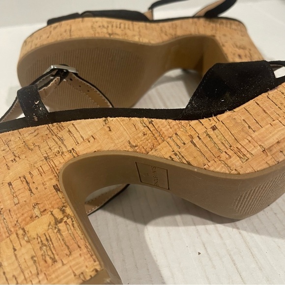 Women’s Sun + Stone Jillien Black Faux Suede Platform Sandals Size 11 US! - Picture 7 of 9